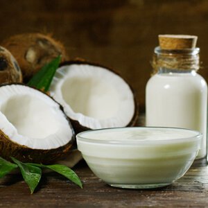 Чем полезно кокосовое масло для лица - природная аптечка из тропиков
